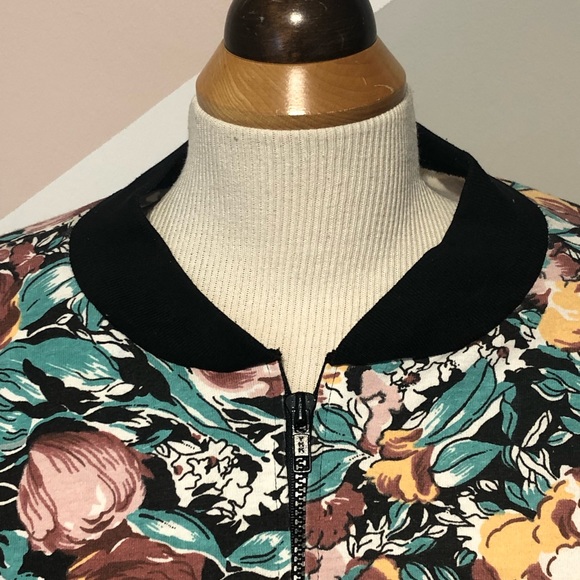 Floral Bomber Jacket S/M - Picture 2 of 7